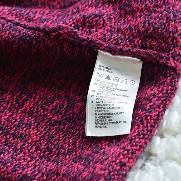 3/$30 - H&M Marled Knit Cardigan - Picture 4 of 4